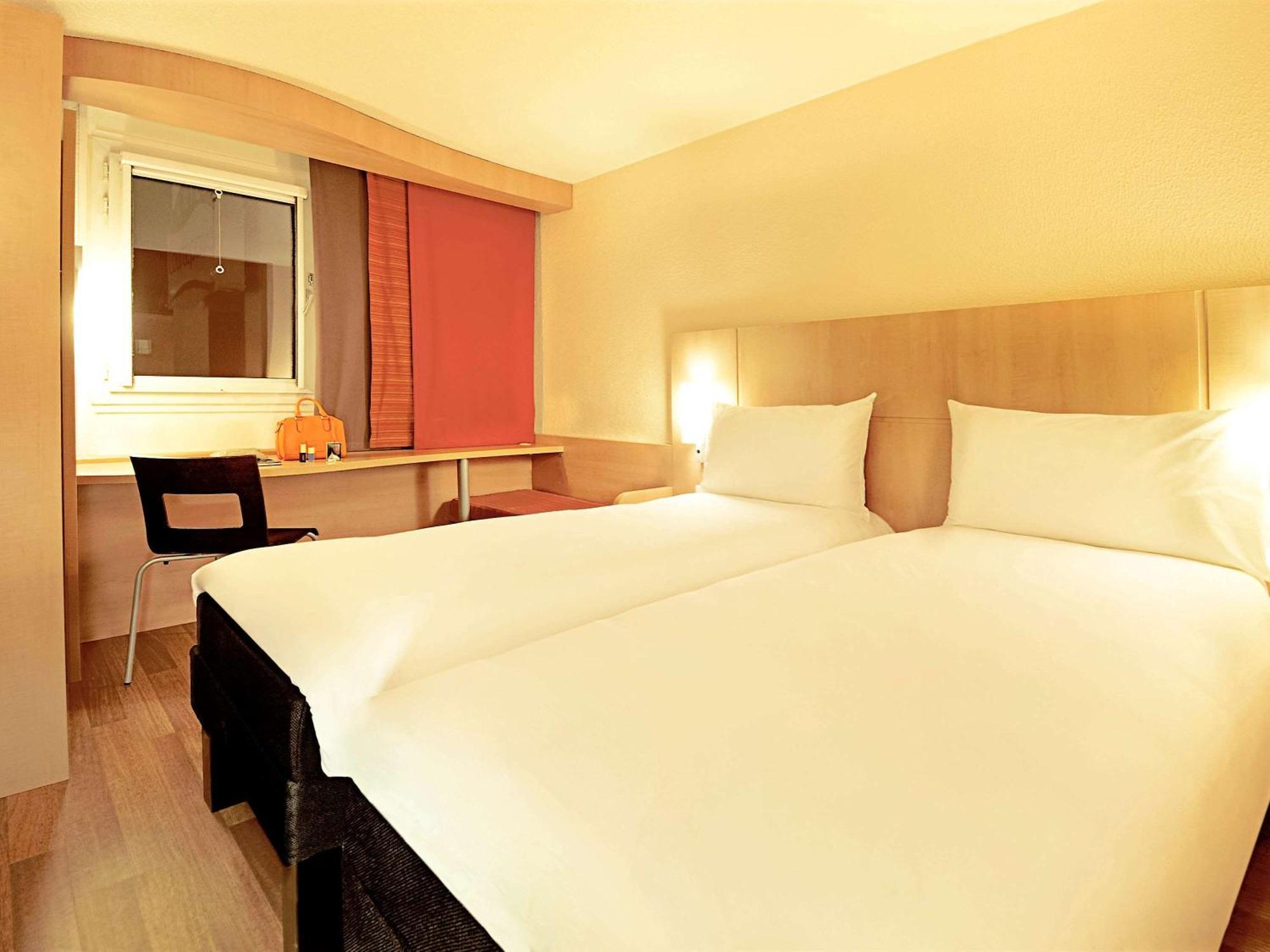 Ibis Lille Centre Gares Hotel Eksteriør billede