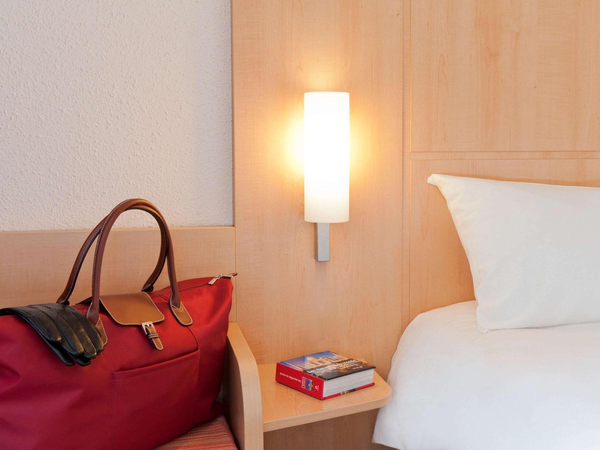 Ibis Lille Centre Gares Hotel Eksteriør billede