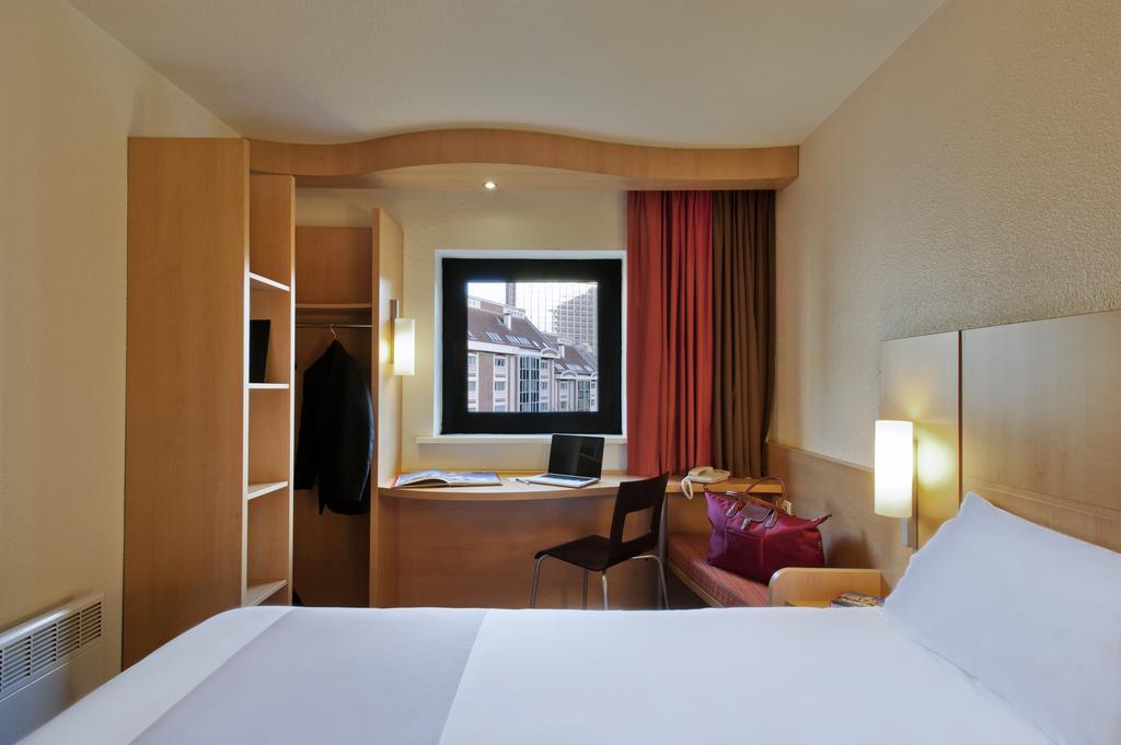 Ibis Lille Centre Gares Hotel Eksteriør billede